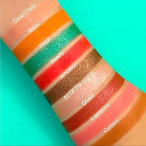 OFRA Good to Go Mini Mix Palette